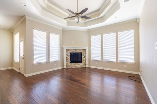 5500 Ledgestone Drive, Fort Worth, TX 76132