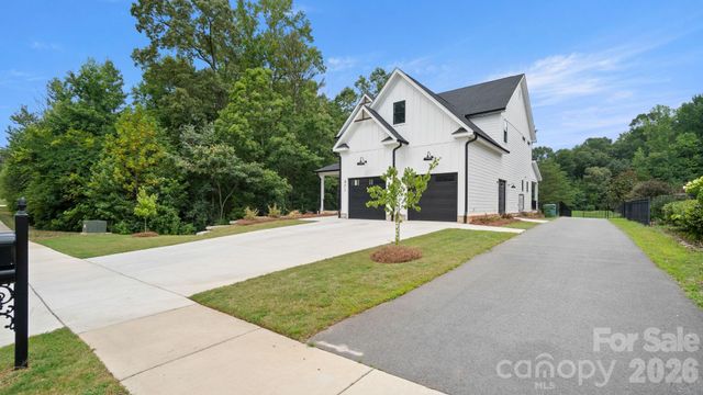 471 Kimbrell Crossing Drive, Fort Mill, SC 29715