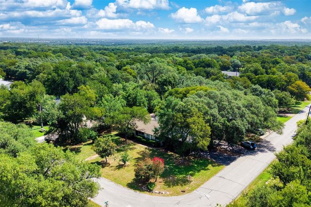 12715 Crystal Creek DR, Buda, TX 78610