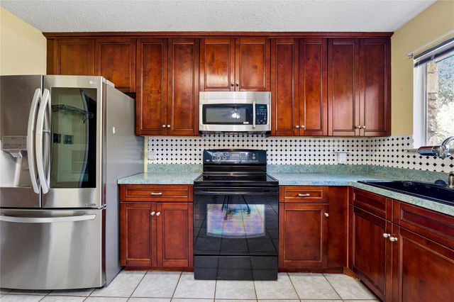 12715 Crystal Creek DR, Buda, TX 78610