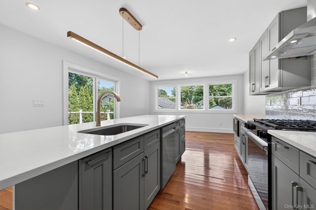72 Murray Road, Greenwood Lake, NY 10925