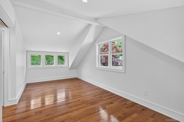 72 Murray Road, Greenwood Lake, NY 10925