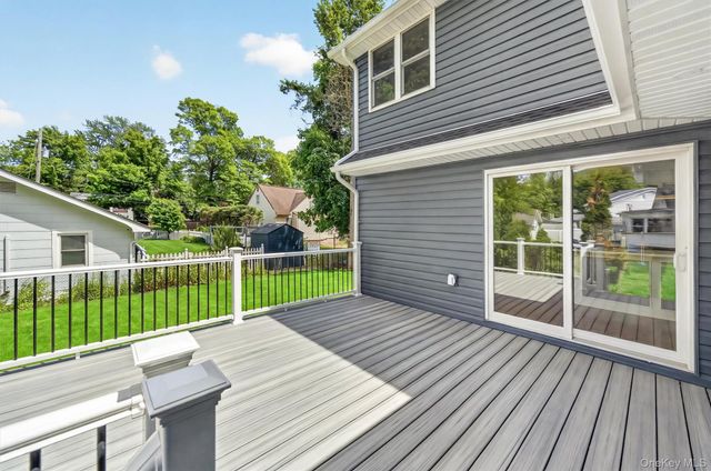72 Murray Road, Greenwood Lake, NY 10925