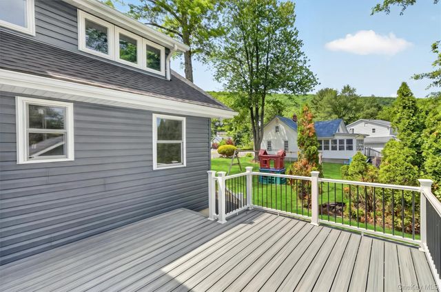 72 Murray Road, Greenwood Lake, NY 10925