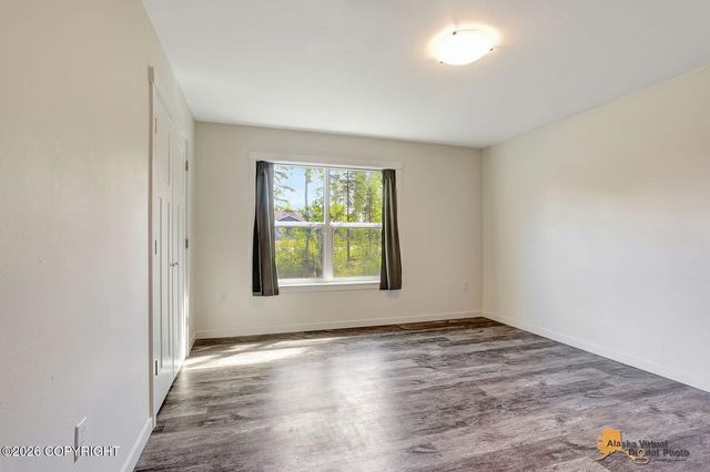 1230 N Tigger Drive, Wasilla, AK 99623