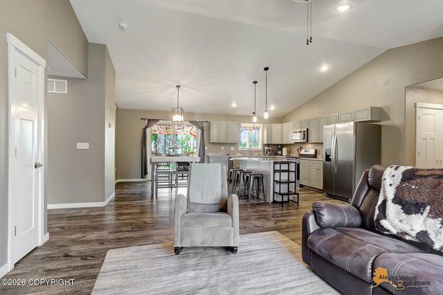 1230 N Tigger Drive, Wasilla, AK 99623