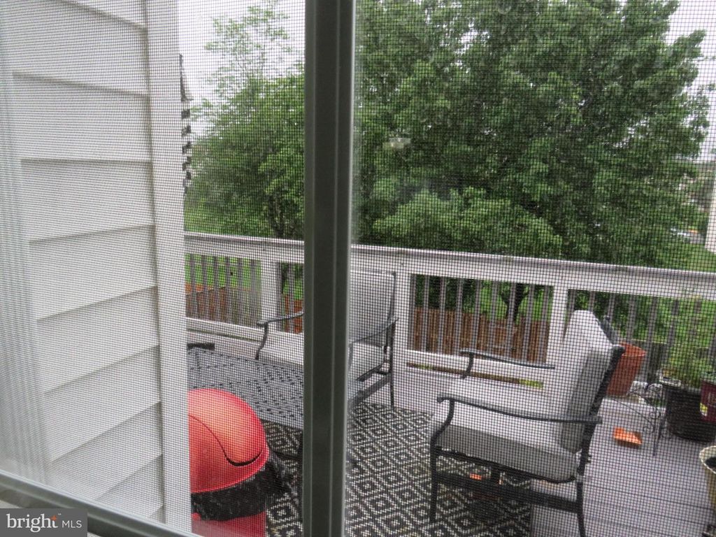 12310 HERRINGTON MANOR DR, Silver Spring, MD 20904