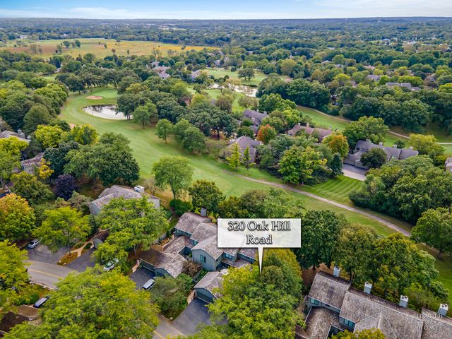320 Oak Hill Road, Lake Barrington, IL 60010