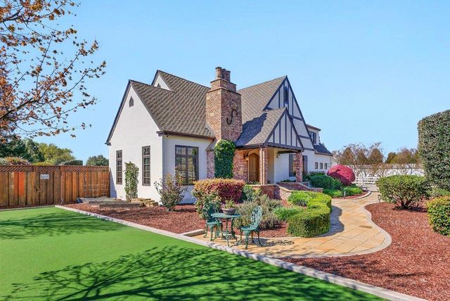 12575 Foothill Avenue, San Martin, CA 95046