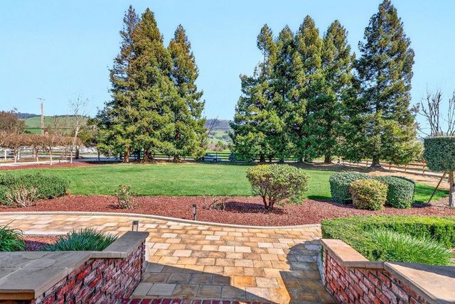 12575 Foothill Avenue, San Martin, CA 95046