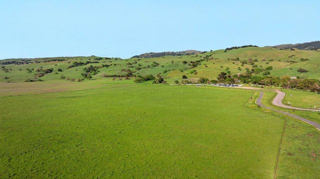 12575 Foothill Avenue, San Martin, CA 95046