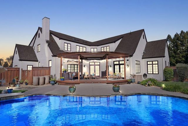 12575 Foothill Avenue, San Martin, CA 95046