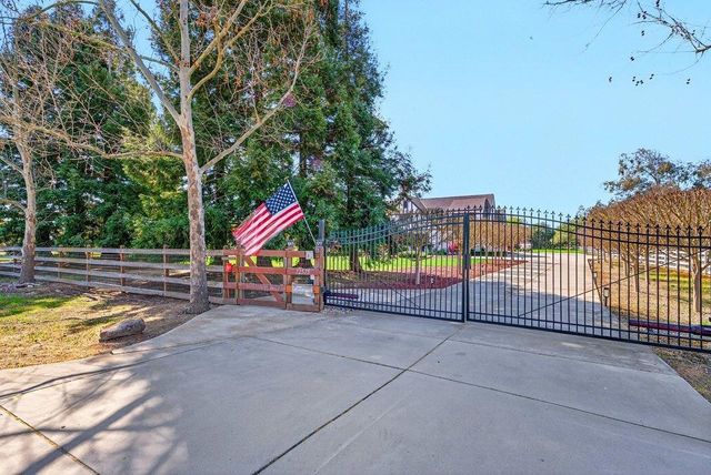 12575 Foothill Avenue, San Martin, CA 95046