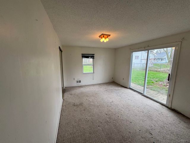 2335 Shattuck Road, Saginaw, MI 48603