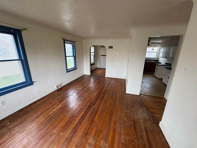 2335 Shattuck Road, Saginaw, MI 48603
