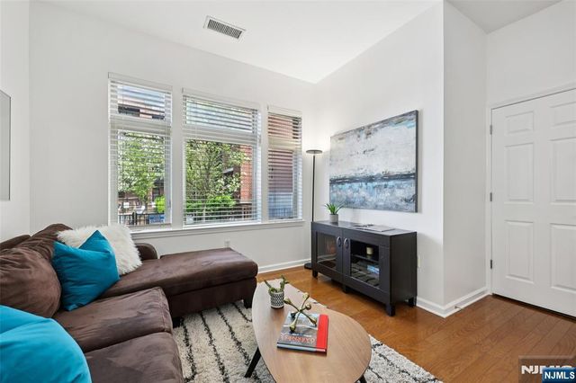 1101 Riverview Avenue 101, Englewood, NJ 07631
