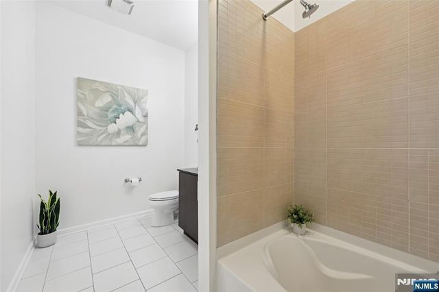 1101 Riverview Avenue 101, Englewood, NJ 07631