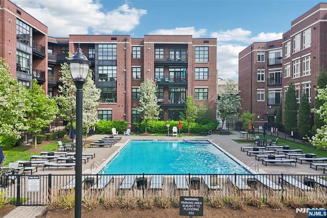 1101 Riverview Avenue 101, Englewood, NJ 07631