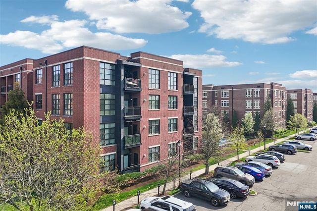 1101 Riverview Avenue 101, Englewood, NJ 07631