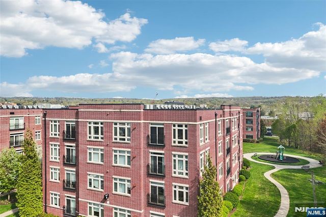 1101 Riverview Avenue 101, Englewood, NJ 07631