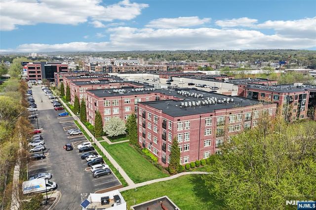 1101 Riverview Avenue 101, Englewood, NJ 07631