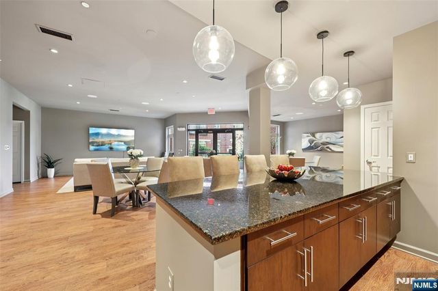 1101 Riverview Avenue 101, Englewood, NJ 07631