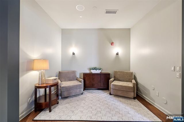1101 Riverview Avenue 101, Englewood, NJ 07631