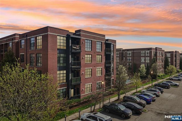 1101 Riverview Avenue 101, Englewood, NJ 07631