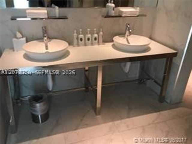 1300 S MIAMI AVENUE 2002, Miami, FL 33130