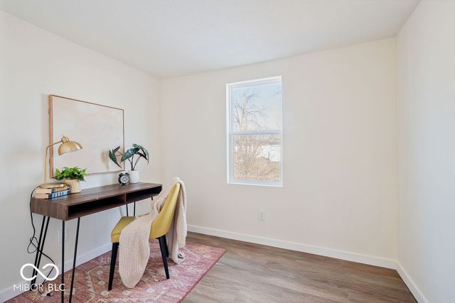 512 N 13th Street, Elwood, IN 46036