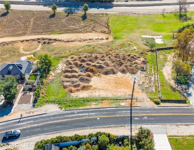 34625 Wildwood Canyon, Yucaipa, CA 92399