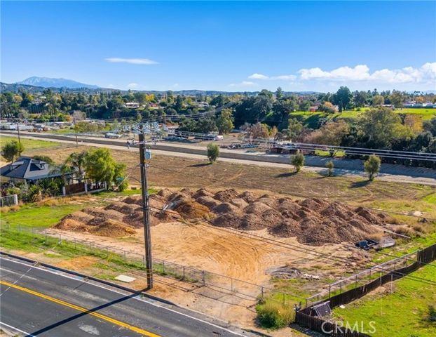 34625 Wildwood Canyon, Yucaipa, CA 92399