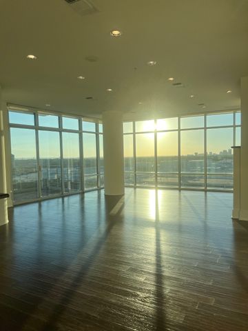 8066 Park Lane 1005, Dallas, TX 75231