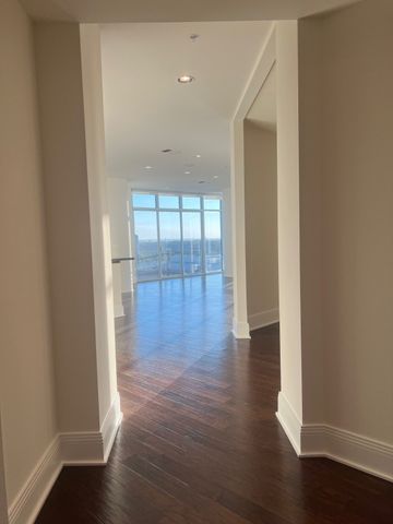 8066 Park Lane 1005, Dallas, TX 75231