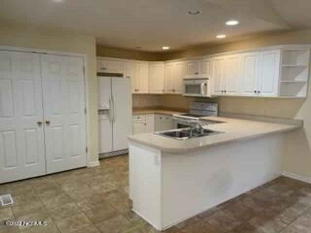 460 E Baltimore Avenue, Pinebluff, NC 28373