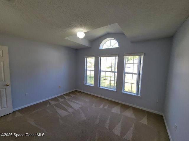 1832 Sorento Circle, Melbourne, FL 32904