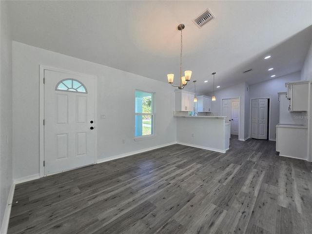 35 SEQUOIA TRAIL, Ocklawaha, FL 32179
