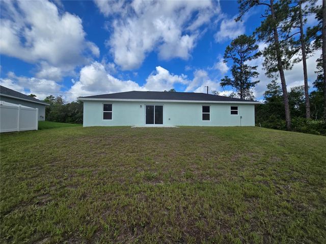 35 SEQUOIA TRAIL, Ocklawaha, FL 32179
