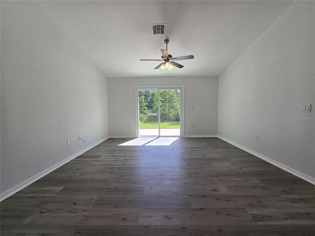 35 SEQUOIA TRAIL, Ocklawaha, FL 32179