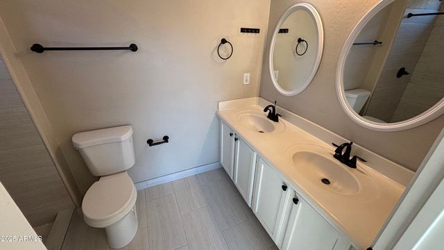 2587 W PATAGONIA Way, Phoenix, AZ 85086