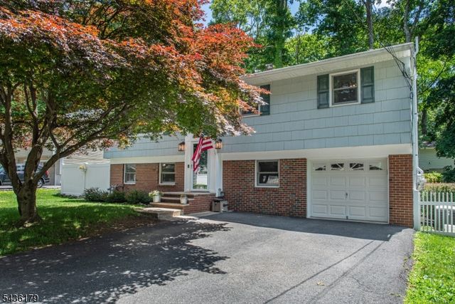 6 Benjamin, Hopatcong Boro, NJ 07874