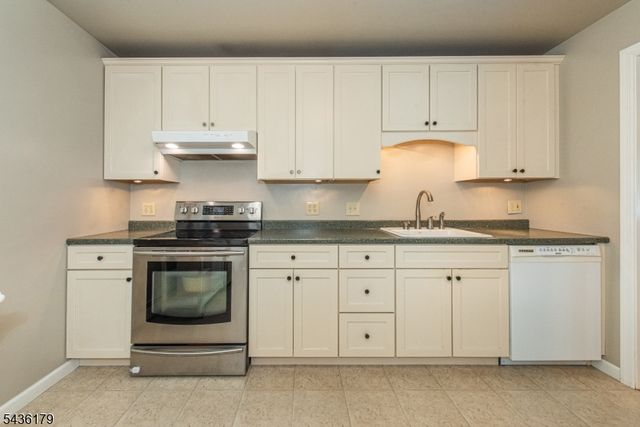 6 Benjamin, Hopatcong Boro, NJ 07874