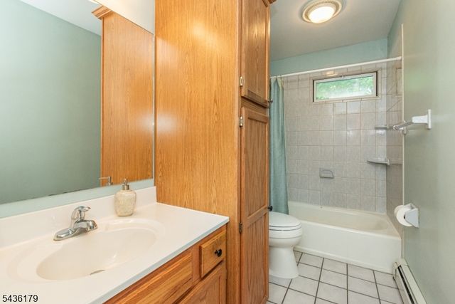 6 Benjamin, Hopatcong Boro, NJ 07874