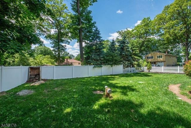 6 Benjamin, Hopatcong Boro, NJ 07874
