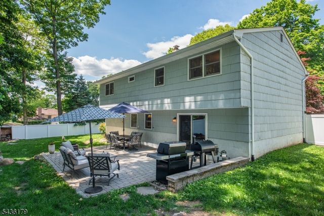 6 Benjamin, Hopatcong Boro, NJ 07874