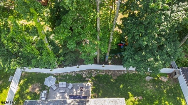 6 Benjamin, Hopatcong Boro, NJ 07874