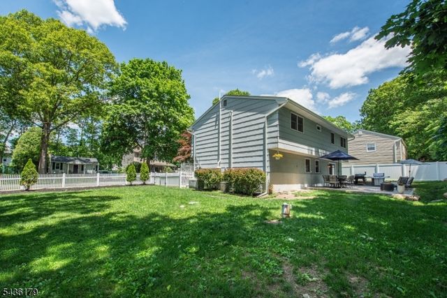 6 Benjamin, Hopatcong Boro, NJ 07874