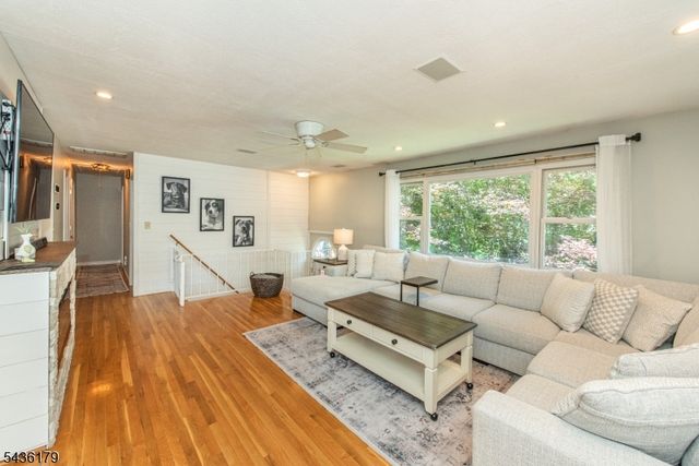 6 Benjamin, Hopatcong Boro, NJ 07874
