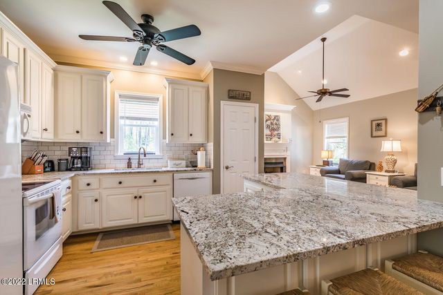 35 Lakeview Lane, Harbor Island, SC 29920