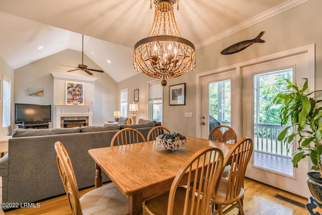 35 Lakeview Lane, Harbor Island, SC 29920